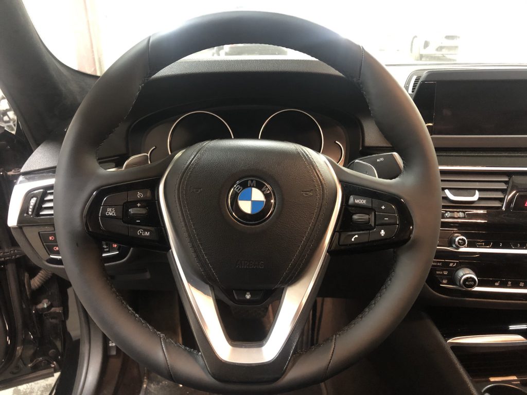 BMW G30 - потолок в алькантару