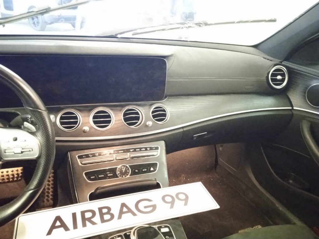 Mercedes E class