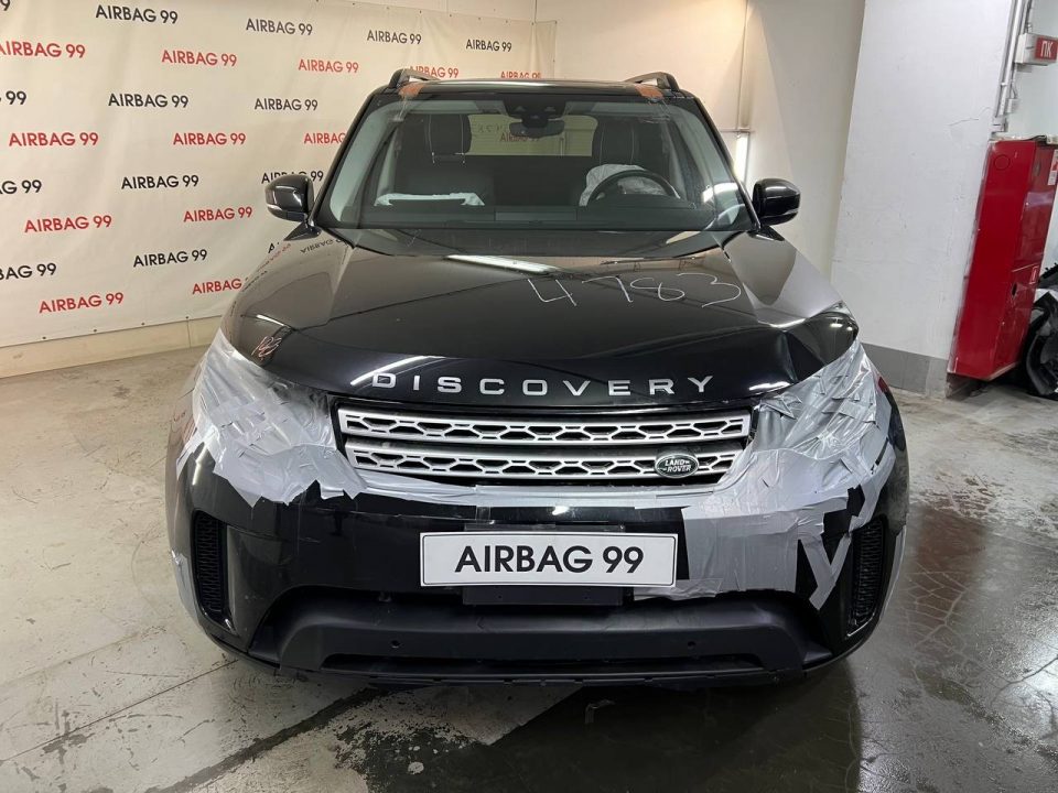 Land Rover Discovery 5