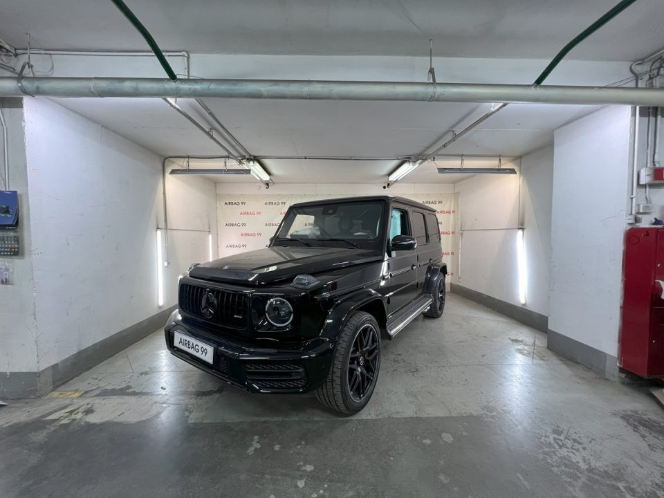 Mercedes-Benz G-class